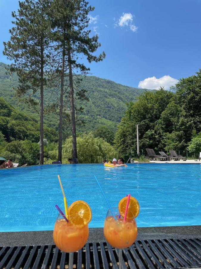 Vila Sunce Village Resort Konjic Eksteriør billede